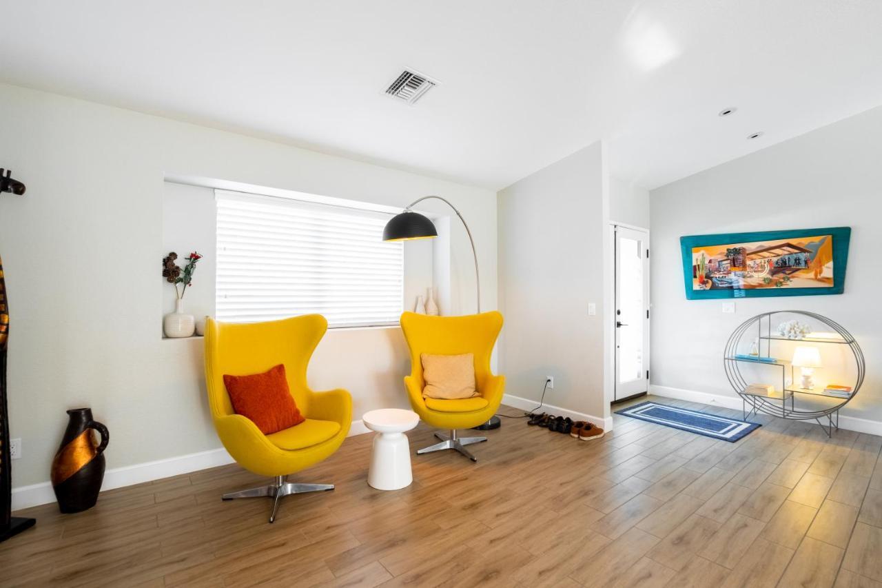 Beautiful Palm Springs Home Large Private Yard المظهر الخارجي الصورة
