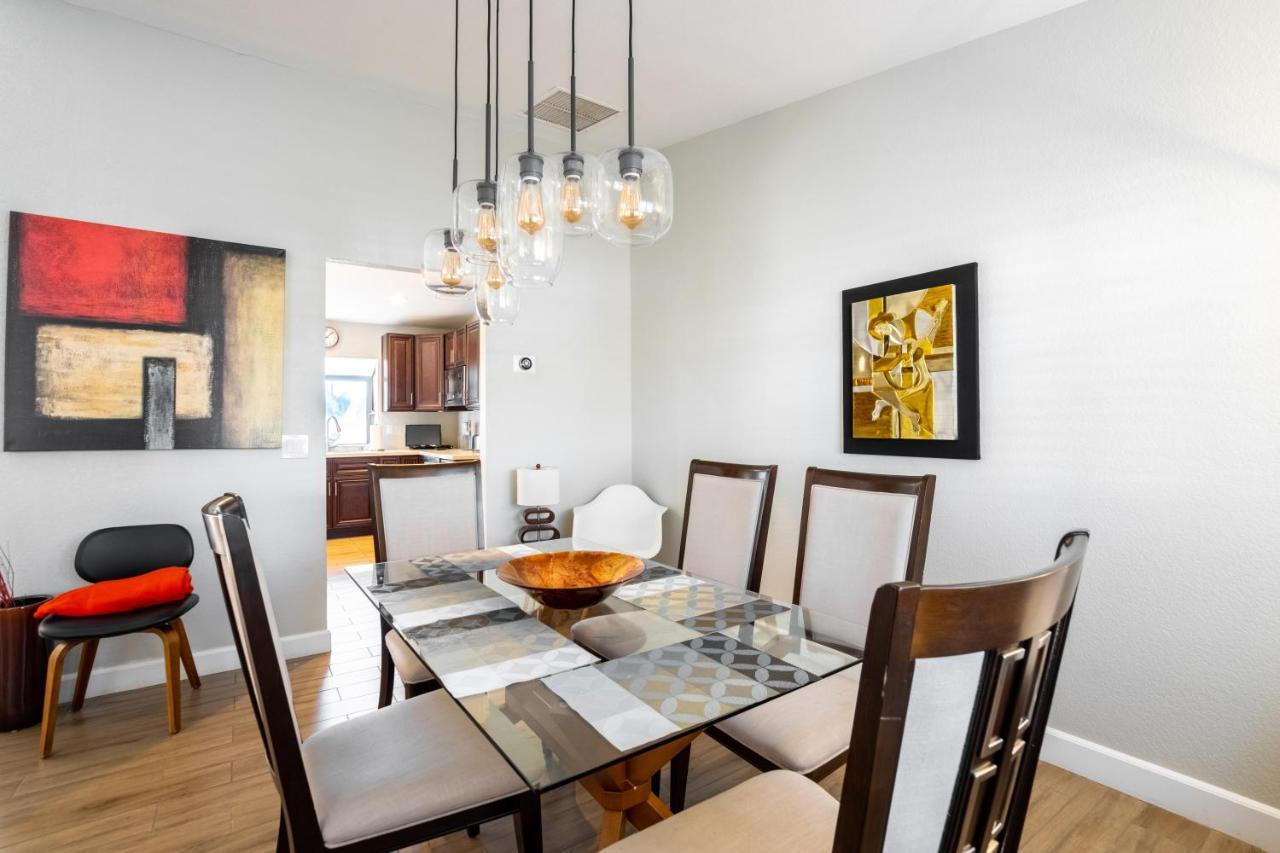 Beautiful Palm Springs Home Large Private Yard المظهر الخارجي الصورة